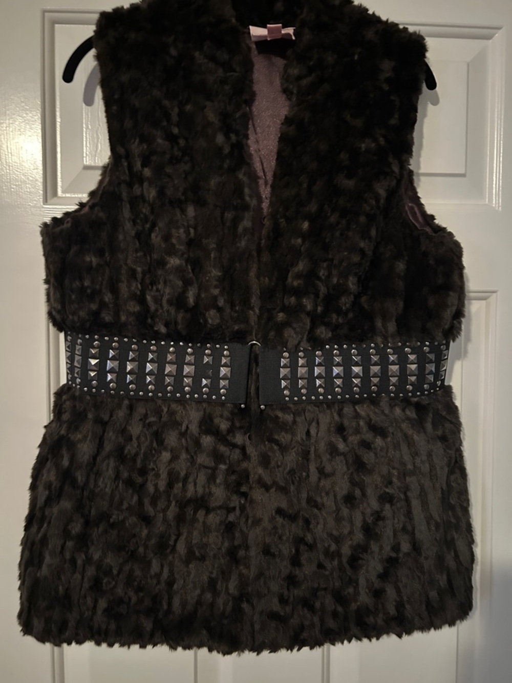 Romeo & Juliet Couture chocolate Brown Faux Fur Studded Belt Vest